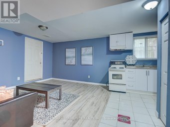 LOWER LEVEL - 12 MOONBEAM GROVE Toronto (Malvern) Ontario photo 6
