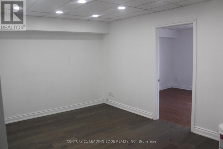 A - 1887 LAWRENCE AVENUE E, Toronto (Wexford-Maryvale), Ontario, M1R2Y3