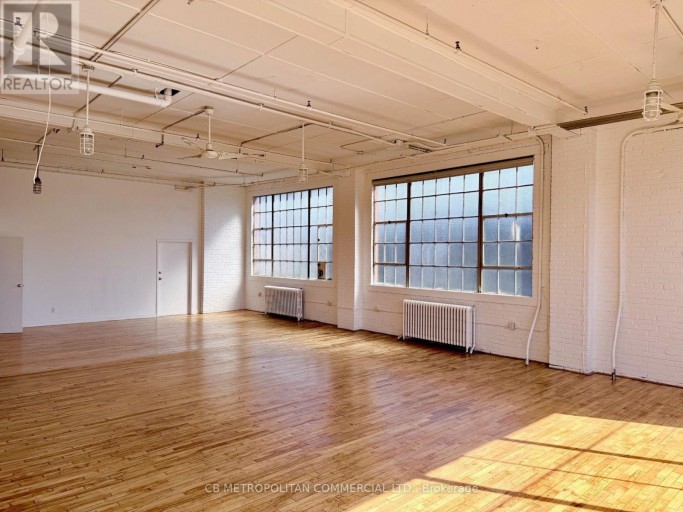 401 - 688 RICHMOND STREET W, Toronto (Niagara), Ontario, M6J1C5