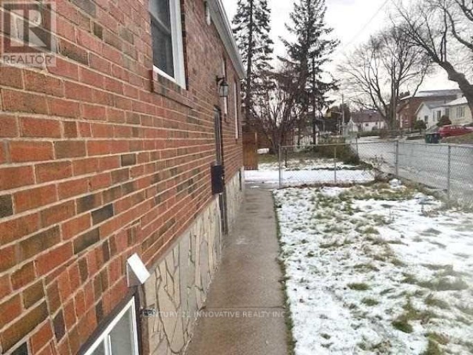 BSMT - 46 MEDHURST ROAD, Toronto (Crescent Town), Ontario, M4B1B1
