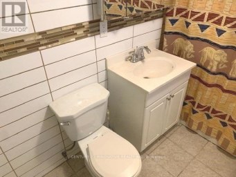 BSMT - 46 MEDHURST ROAD Toronto (Crescent Town) Ontario photo 6