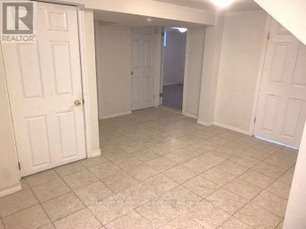 BSMT - 46 MEDHURST ROAD Toronto (Crescent Town) Ontario photo 9