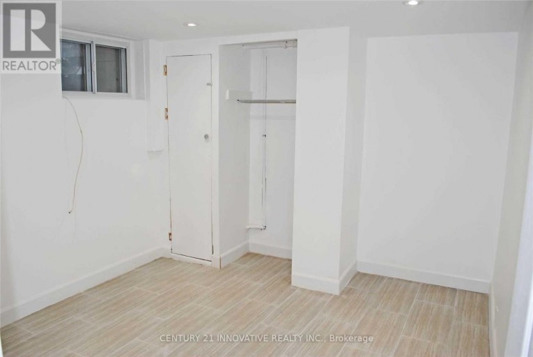 BSMT - 42 ST DUNSTAN DRIVE, Toronto (Oakridge), Ontario, M1L2V5