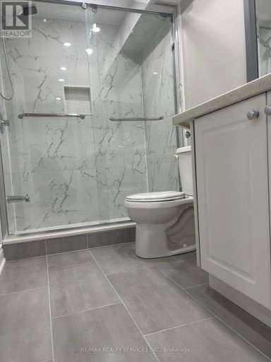 34 EBURY (LOWER) DRIVE, Brampton (Credit Valley), Ontario, L6X5M1
