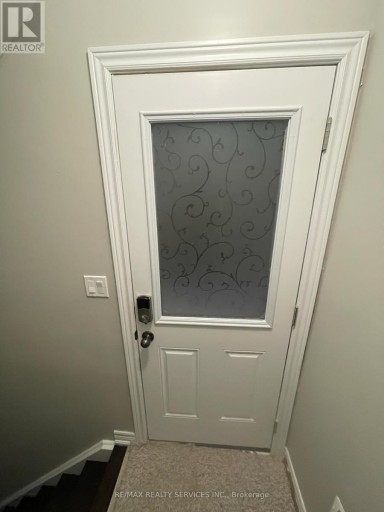 34 EBURY (LOWER) DRIVE, Brampton (Credit Valley), Ontario, L6X5M1