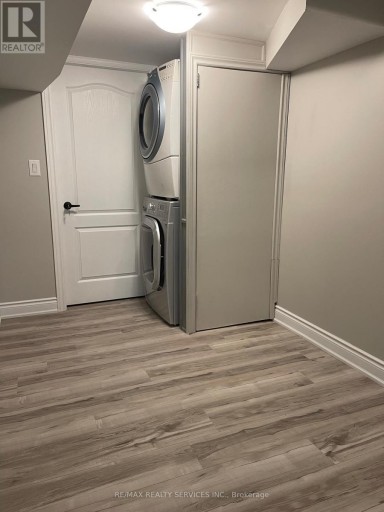 34 EBURY (LOWER) DRIVE, Brampton (Credit Valley), Ontario, L6X5M1