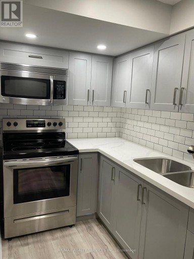 34 EBURY (LOWER) DRIVE, Brampton (Credit Valley), Ontario, L6X5M1