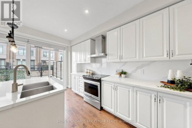 215 SALTERTON CIRCLE Vaughan Ontario photo 14
