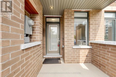 215 SALTERTON CIRCLE Vaughan Ontario photo 2
