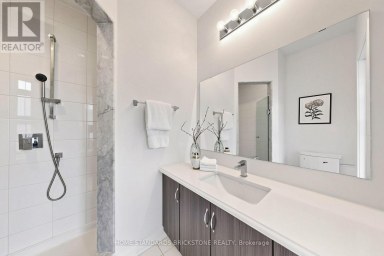 215 SALTERTON CIRCLE Vaughan Ontario photo 35