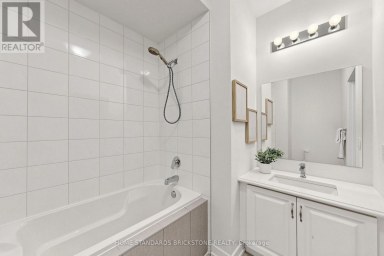 215 SALTERTON CIRCLE Vaughan Ontario photo 45