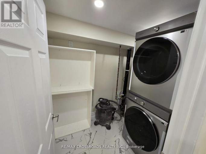 BASEMENT APARTMENT - 66 MORRISON CRESCENT, Markham (Buttonville), Ontario, L3R9K7