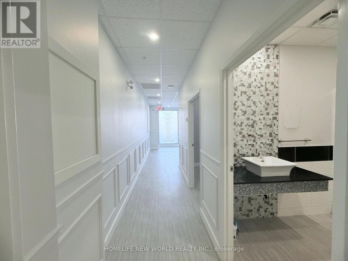 7 - 7181 YONGE STREET, Markham (Grandview), Ontario, L3T0C7