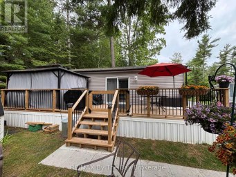 75 - 85 THEME PARK DRIVE Wasaga Beach Ontario photo 21