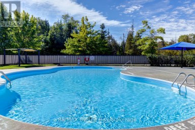 75 - 85 THEME PARK DRIVE Wasaga Beach Ontario photo 25