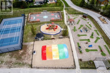 75 - 85 THEME PARK DRIVE Wasaga Beach Ontario photo 8