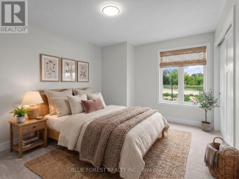 247 MCTAVISH STREET Strathroy-Caradoc (NW) Ontario photo 32