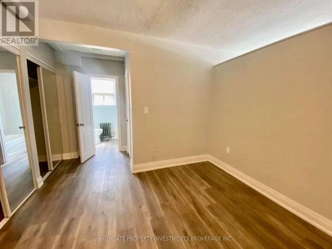 3 - 34 ERLESMERE AVENUE, Brampton (Brampton East), Ontario, L6W2T6