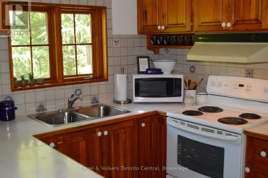 103 NORDIC ROAD Blue Mountains Ontario photo 7