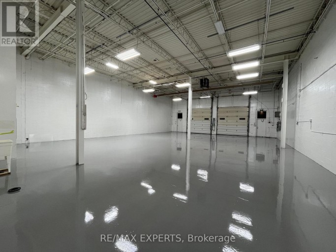 8-9 - 221 DEERHURST DRIVE, Brampton (Gore Industrial South), Ontario, L6T5L7