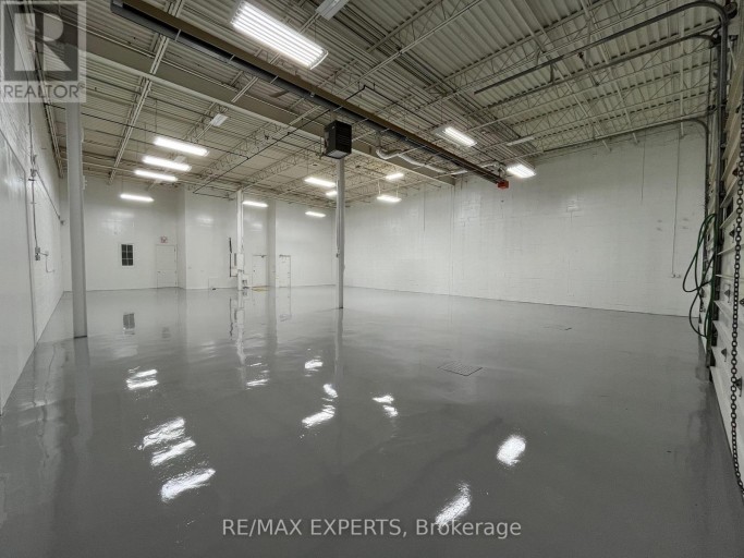 8-9 - 221 DEERHURST DRIVE, Brampton (Gore Industrial South), Ontario, L6T5L7