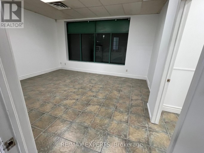 8-9 - 221 DEERHURST DRIVE, Brampton (Gore Industrial South), Ontario, L6T5L7