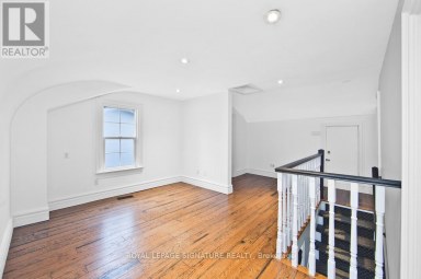 136 TRAFALGAR ROAD Oakville (OO Old Oakville) Ontario photo 13