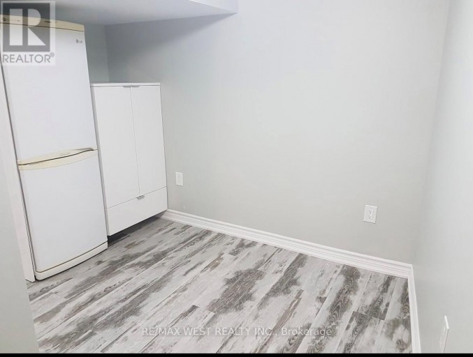 LOWER - 77 MURRIE STREET, Toronto (Mimico), Ontario, M8V1X6