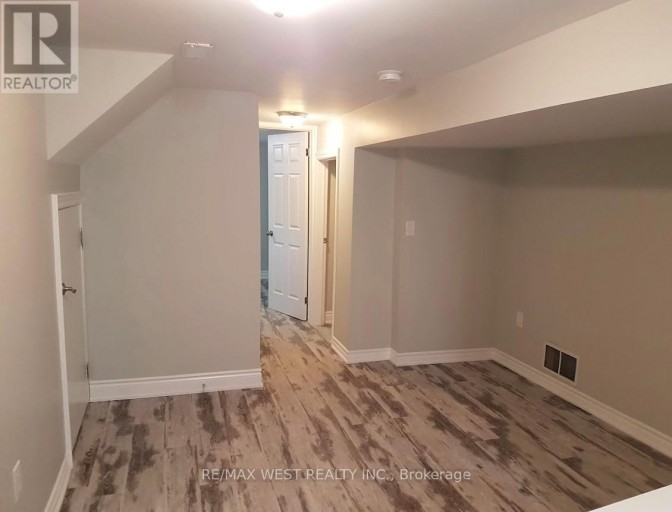 LOWER - 77 MURRIE STREET, Toronto (Mimico), Ontario, M8V1X6