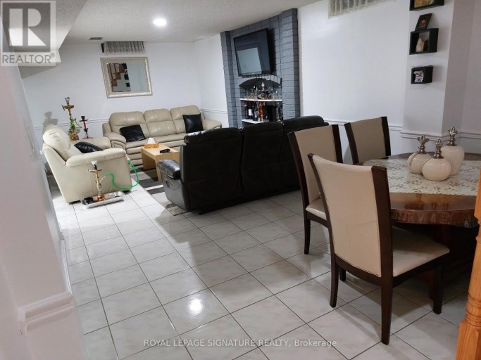 6 SUNFOREST DRIVE, Brampton (Heart Lake West), Ontario, L6Z2Z2