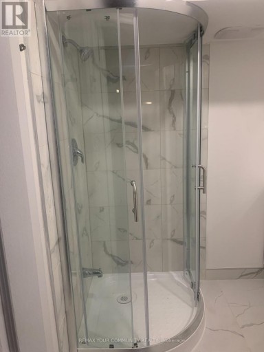 BASEMENT - 371 SELBY CRESCENT, Newmarket (Bristol-London), Ontario, L3Y6E2