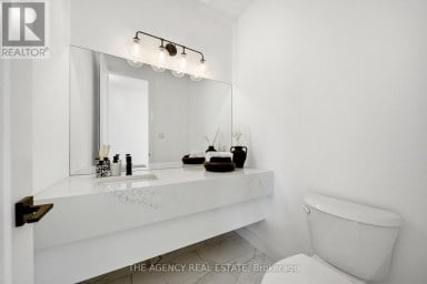 3140 REGIMENT ROAD W London South (South V) Ontario photo 14