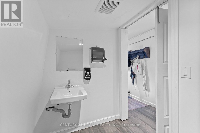 2ND/3RD - 481-483 CHURCH STREET, Toronto (Church-Yonge Corridor), Ontario, M4Y2C6