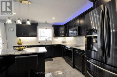 82 CURTIS STREET S East Zorra-Tavistock (Innerkip) Ontario photo 11