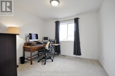 82 CURTIS STREET S East Zorra-Tavistock (Innerkip) Ontario photo 28