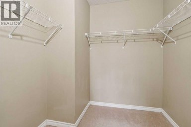 9302, 315 Southampton Drive SW Calgary Alberta photo 16