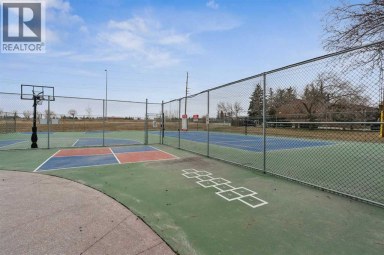 9302, 315 Southampton Drive SW Calgary Alberta photo 23