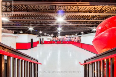 2261 DUNDAS STREET Toronto (Roncesvalles) Ontario photo 14