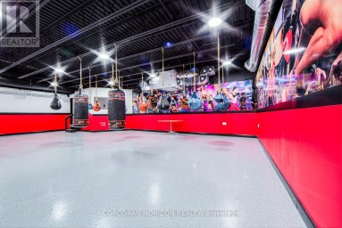 2261 DUNDAS STREET Toronto (Roncesvalles) Ontario photo 17
