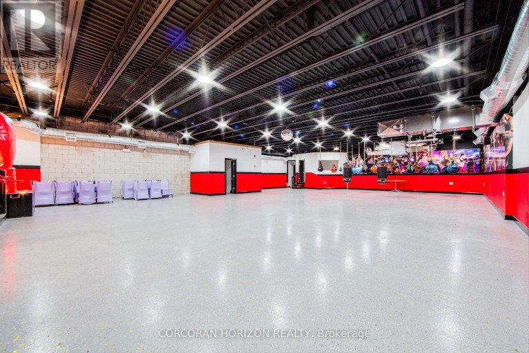 2261 DUNDAS STREET, Toronto (Roncesvalles), Ontario, M6R1X6