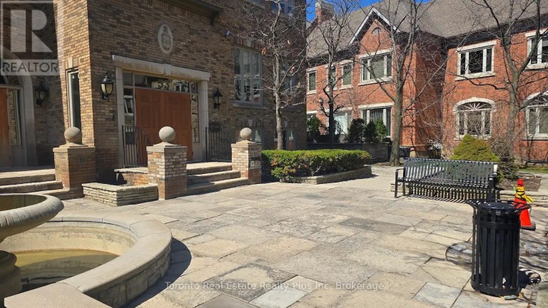#100 - 53 VILLAGE CENTRE PLACE, Mississauga (City Centre), Ontario, L4Z1V9