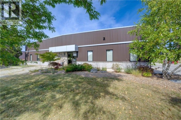 136 Dearborn Place, Waterloo, Ontario (id 40822163)