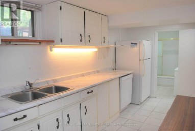 BSMT - 53 SILVIO AVENUE Toronto (Clairlea-Birchmount) Ontario photo 1