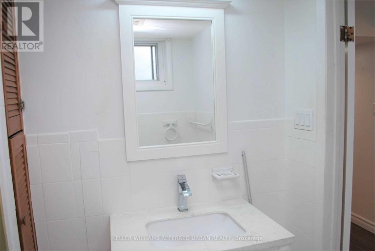 BSMT - 53 SILVIO AVENUE, Toronto (Clairlea-Birchmount), Ontario, M1K1V4