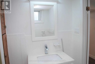 BSMT - 53 SILVIO AVENUE Toronto (Clairlea-Birchmount) Ontario photo 7