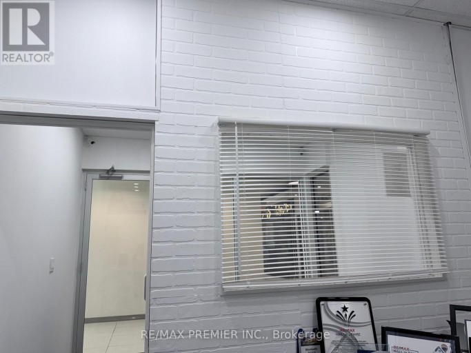 203 - 7181 YONGE STREET, Markham (Thornhill), Ontario, L3T0C7