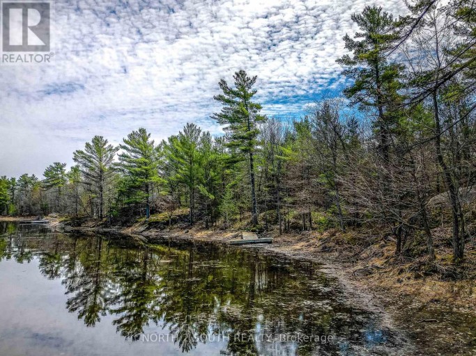 3320 ISLAND 1040 GEORGIAN BAY, Georgian Bay (Baxter), Ontario, P0E1E0