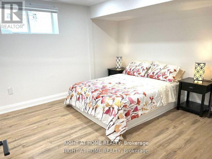 LOWER L - 115 BONNY MEADOWS DRIVE, Aurora (Aurora Highlands), Ontario, L4G6N1