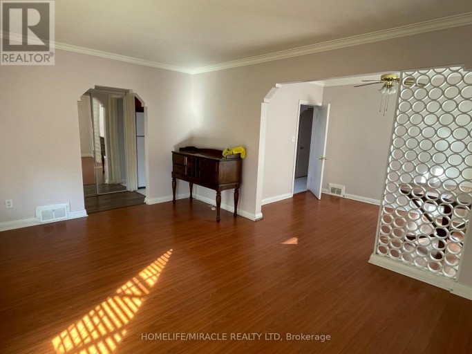 MAIN FLOOR - 45 MARTORINO DRIVE, Toronto (Kennedy Park), Ontario, M1K2J3