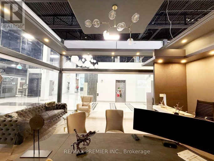 44 - 7250 KEELE STREET, Vaughan (Concord), Ontario, L4K1Z8